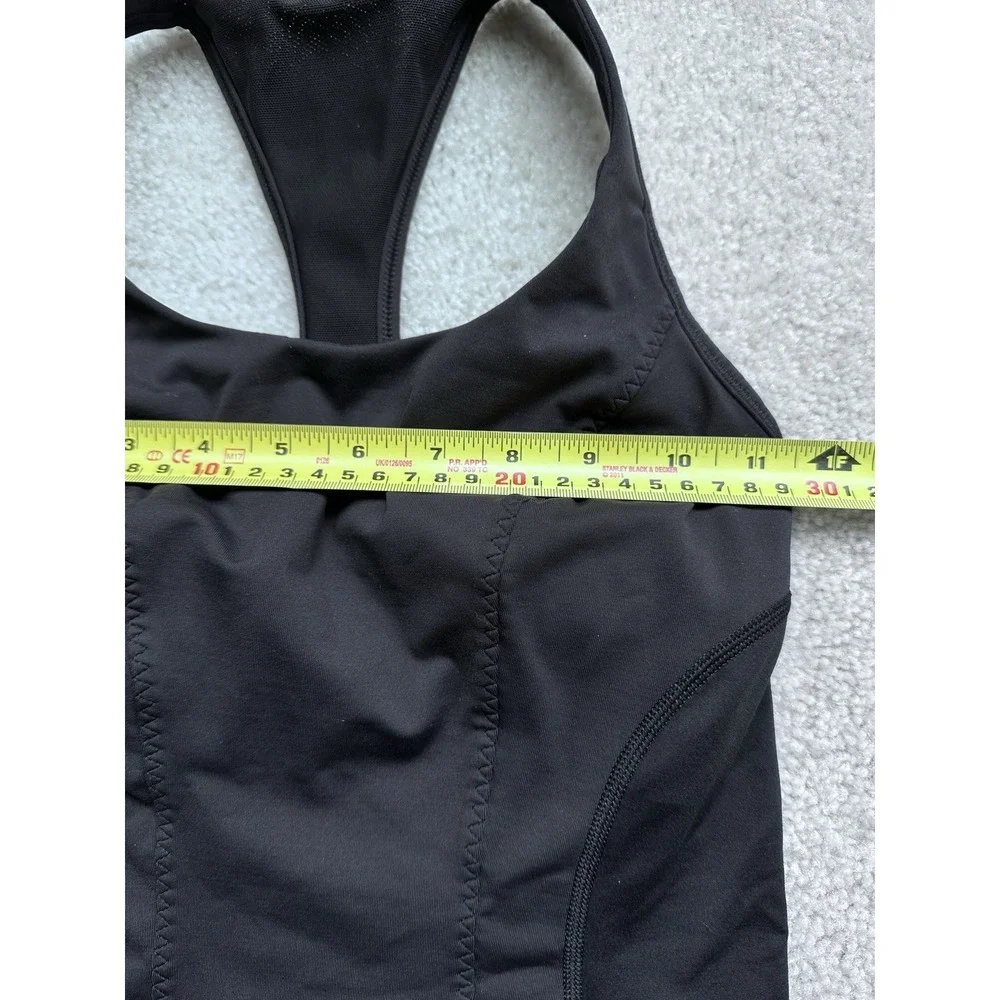 Lululemon Women's Athletic Lot Size 2 Fast Free Shorts Tank Black Ribbed White